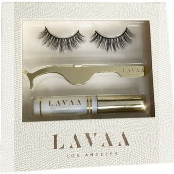 Lavaa Flirty Eyelash Set - Picture 8 of 8
